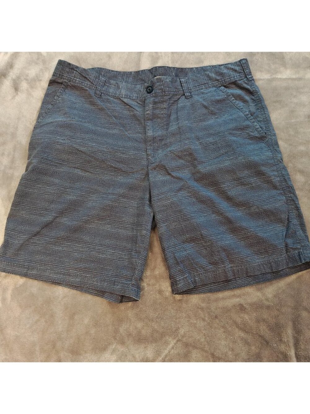 Columbia Chino Shorts Mens 40 Blue Dots Geometric Regular Fit Pockets Casual